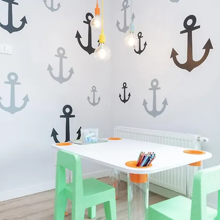 Charming 1-bedroom By Renters Apartman