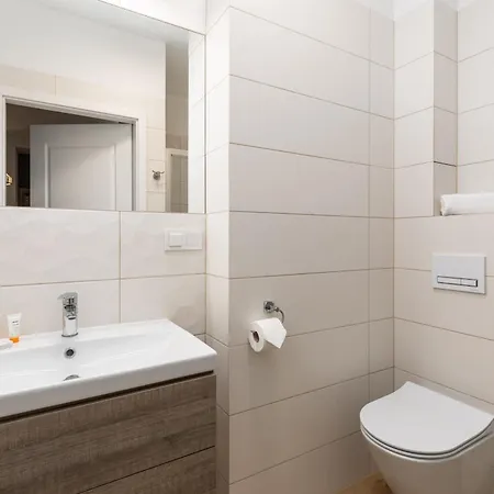Apartman Charming 1-bedroom By Renters Kołobrzeg