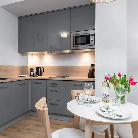 Charming 1-bedroom By Renters Apartman