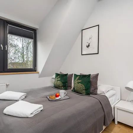 Charming 1-bedroom By Renters Apartman Kołobrzeg