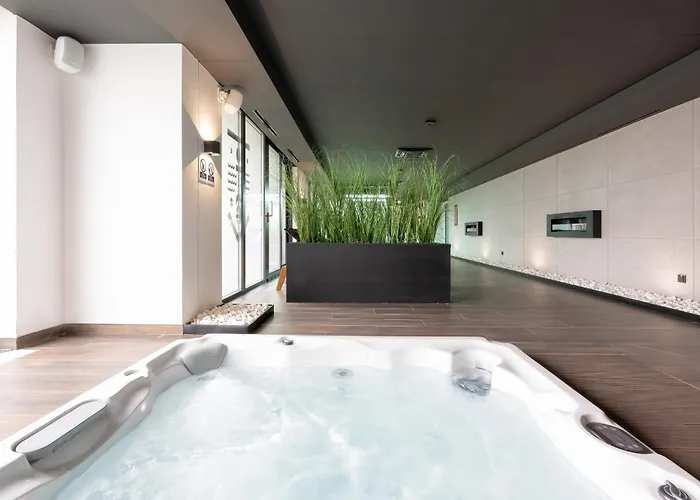 Charming 1-bedroom By Renters * Kołobrzeg