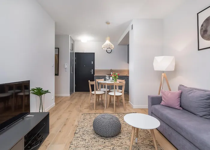 Charming 1-bedroom By Renters Kołobrzeg