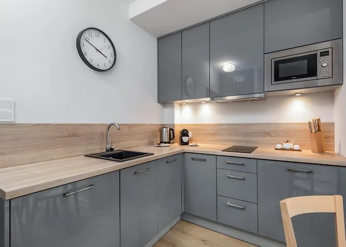 Charming 1-bedroom By Renters Kołobrzeg